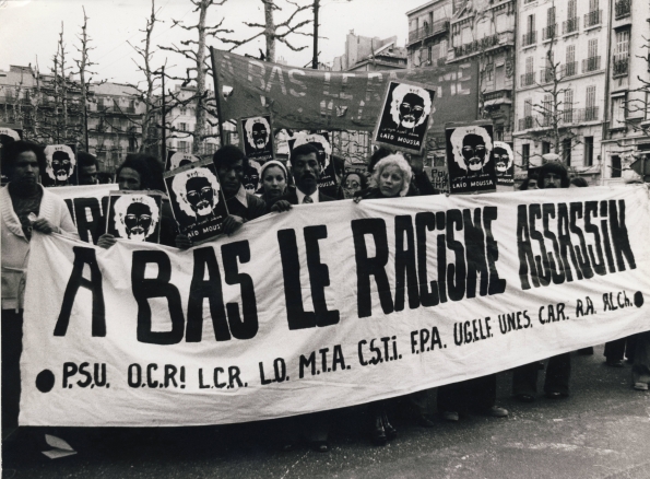 Manifestation après le meurtre de Laïd Moussa, photographie, 1975. © Coll. Génériques/DR